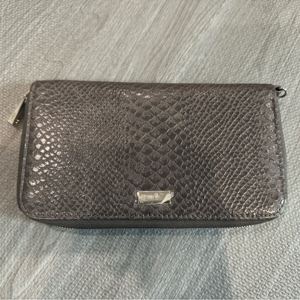 Jewell wallet